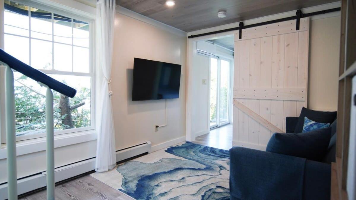 Loza House Coastal Design Unit With Lake & Mountain Views Plattsburgh Dış mekan fotoğraf
